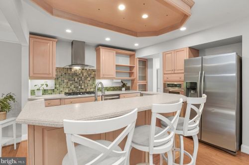 10871 Lockwood Dr, Silver Spring, MD 20901-1552