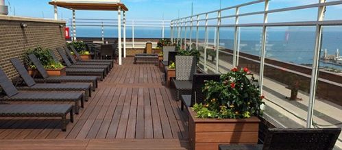 260 Chestnut St, Chicago IL 60610-3112 exterior