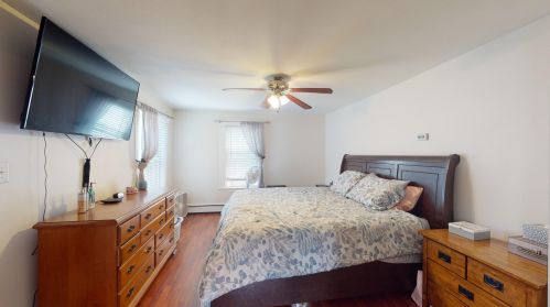 171 Village St, Concord NH 03303-4520 exterior