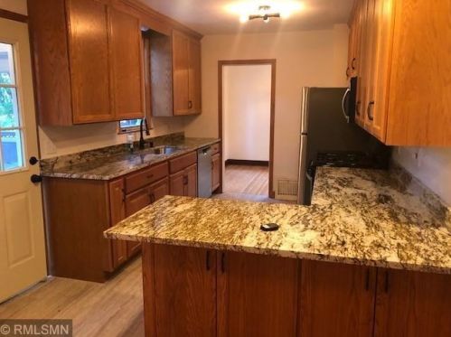 5089 Main St, Maple Plain MN 55359-9430 exterior