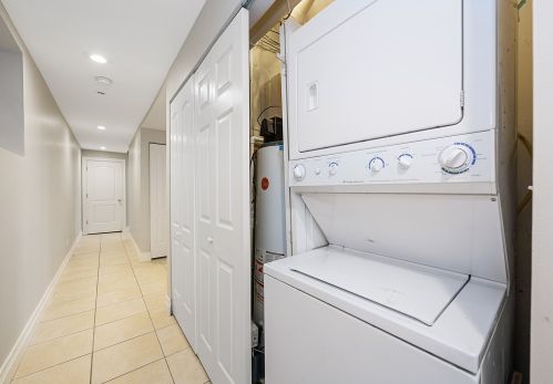 1427 17th St, Chicago IL 60608-2010 exterior