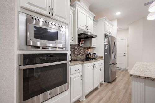 9088 Tara Cir, Milton FL 32583-8147 exterior