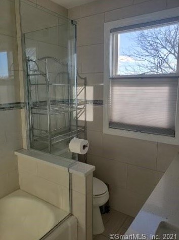 62 Locust St, Milford CT 06461-3544 exterior