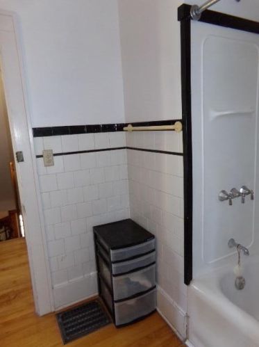 1416 Bank St, Kalamazoo MI 49001-2906 exterior