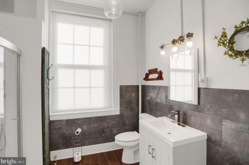 301 Penn St, Huntingdon PA 16652-1609 exterior