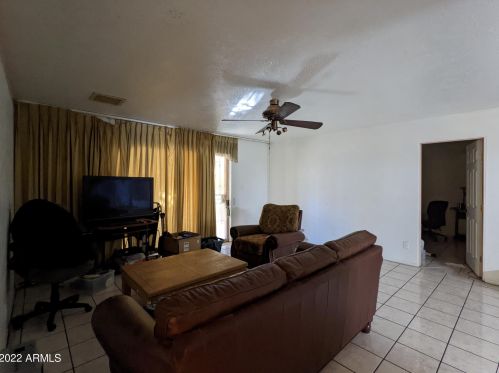 4225 Cavalier Dr, Phoenix AZ 85017-1727 exterior