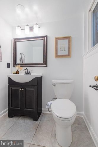 13620 Wendover Rd, Silver Spring MD 20904-1142 exterior