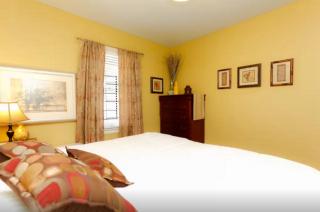 1515 Oakdale Ave, Chicago IL  60657-4010 exterior