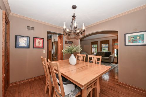 2508 Lefeber Ave, Milwaukee WI 53213-1222 exterior