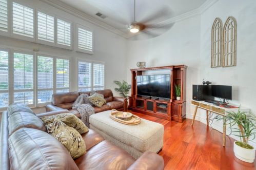 1140 Elderberry Cir, Folsom CA  95630-7659 exterior