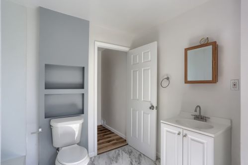 217 Logan St, Pittsburgh PA  15209-2811 exterior