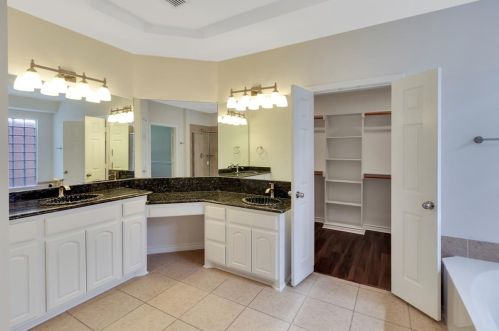 1365 Patch Grv Dr, Frisco TX 75033-0547 exterior