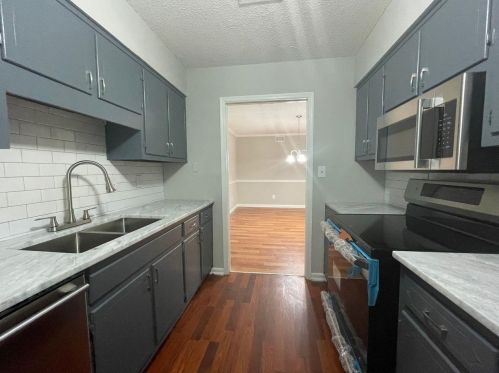 2992 Parc Lorraine, Lithonia GA  30038-1915 exterior