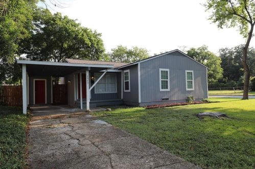 2945 Andrea Ln, Dallas TX  75228-3509 exterior