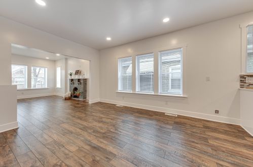 5228 Green St, Chicago IL  60609-6132 exterior