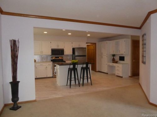 3975 Piute Dr, Wyoming MI exterior