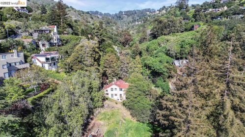 7351 Claremont Ave, Berkeley CA 94705-1422 exterior