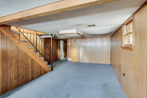 2614 Un Ave, Chicago IL 60621-2950 exterior