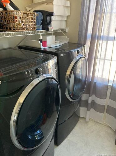 425 Hillandale Blvd, Torrington CT 06790-2665 exterior