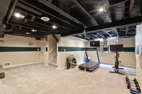 2119 Marion St, Milwaukee WI  53211-2007 exterior