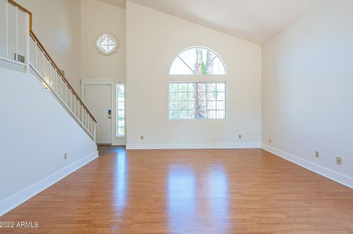 12226 45th St, Phoenix AZ 85050-8561 exterior