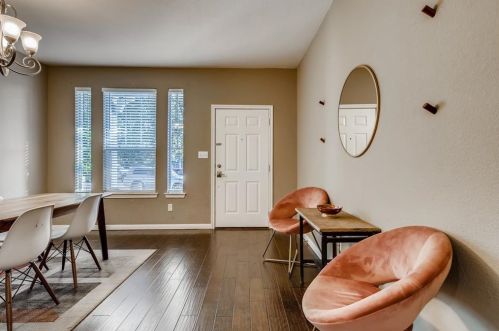 1301 Central Park Ct, Austin TX  78745-2930 exterior