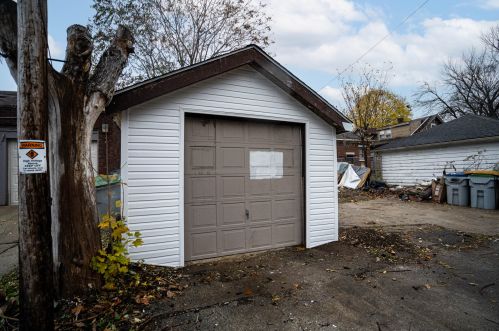 2673 46th St, Milwaukee WI  53210-2405 exterior