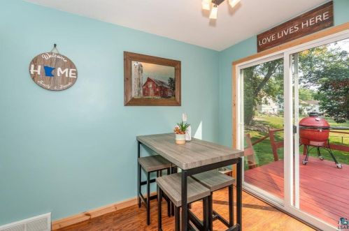 2526 Morris Thomas Rd, Duluth MN 55811-3264 exterior