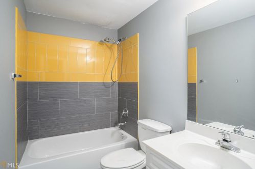 324 Amy Way, Atlanta GA 30349-7048 exterior