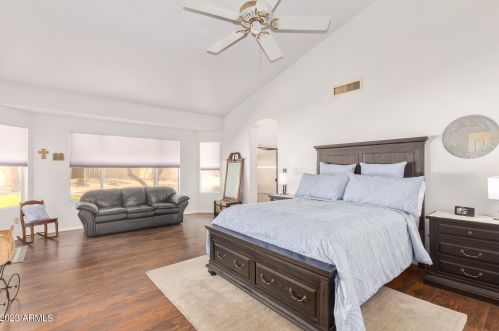 1310 Ivanhoe St, Chandler AZ 85226-1689 exterior