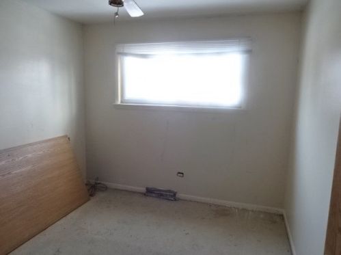 3430 Stonegate Rd, Waukegan, IL 60087-1409