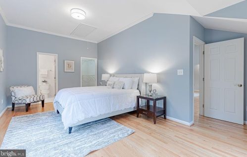 1515 Highwood Dr, Mc Lean VA  22101-5800 exterior