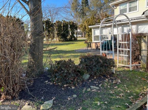 2873 Southwick Dr, Lancaster PA 17601-3552 exterior