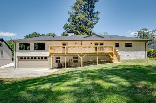 705 Glenforest Rd, Atlanta GA  30328-5211 exterior