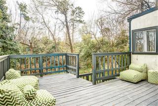 704 Worthshire St, Houston, TX 77008-6433