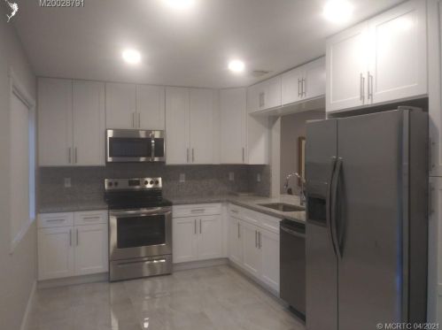 3101 Canby Rd, Fort Pierce FL  34952-5860 exterior