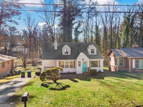 1526 Mayflower Ave, Atlanta GA 30311-2728 exterior