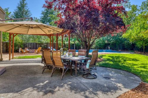 127 Conductor Way, Folsom CA 95630-8022 exterior