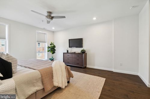 630 Catharine St, Philadelphia PA  19147-2937 exterior