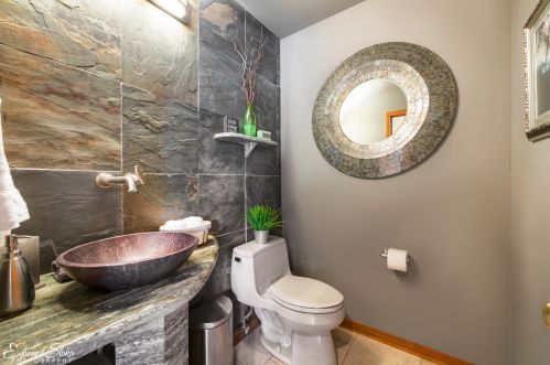 3601 Lindsay Ln, Bull Valley IL 60014-4781 exterior