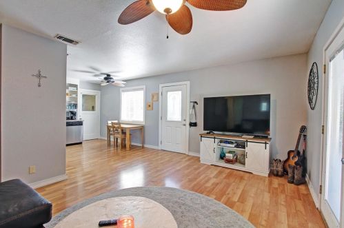 302 Reading St, Folsom CA 95630-3028 exterior