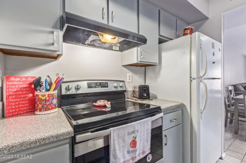 5070 Martin Ave, Tucson AZ 85713-3756 exterior