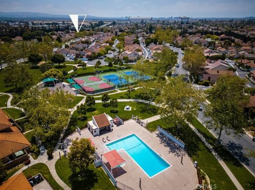 14402 Raintree Rd, Tustin CA  92780-6930 exterior