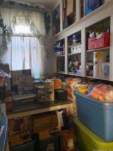 58 Newington Ave, New Britain CT 06051-2116 exterior