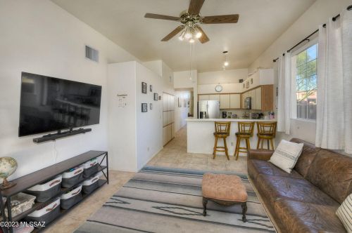 6580 Calle Sin Nombre, Tucson AZ  85718-2078 exterior