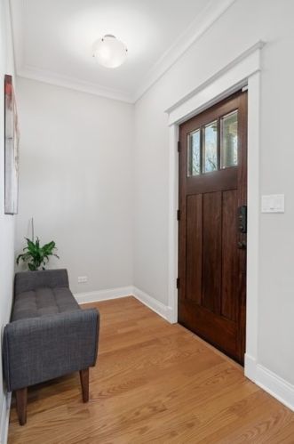 1815 Berwyn Ave, Chicago, IL 60640-1005