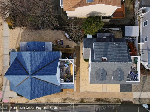 807 Grand Central Ave, Lavallette NJ  08735-2251 exterior