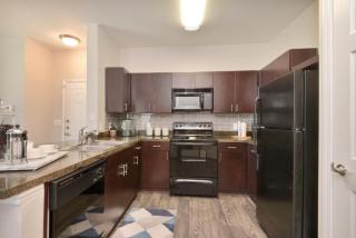 18203 Westfield Place Dr, Houston TX  77090-1643 exterior