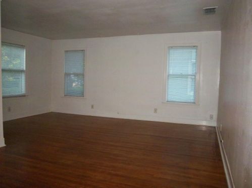 1815 37th St, Austin TX  78731-6134 exterior