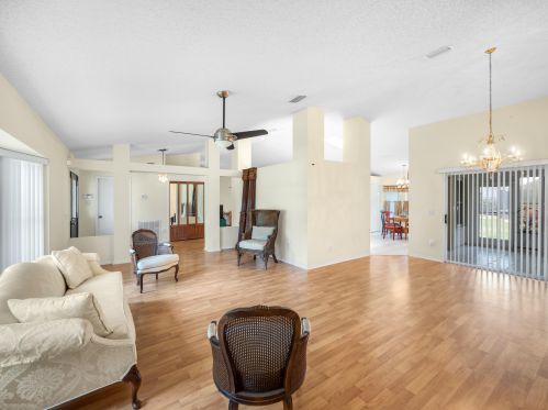 180 De Gouvea Ter, Fort Pierce, FL 34984-4412